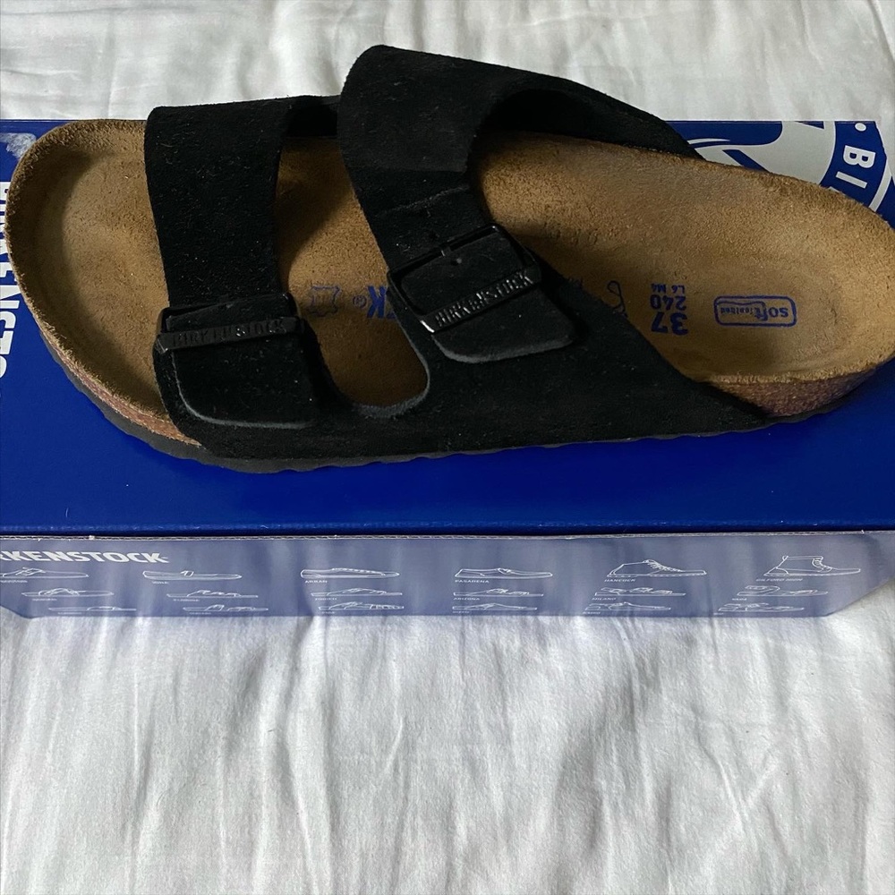 Wrong Size - image 3